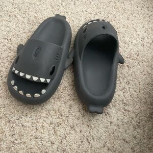 CROCS Shark Slippers - Dark Gray